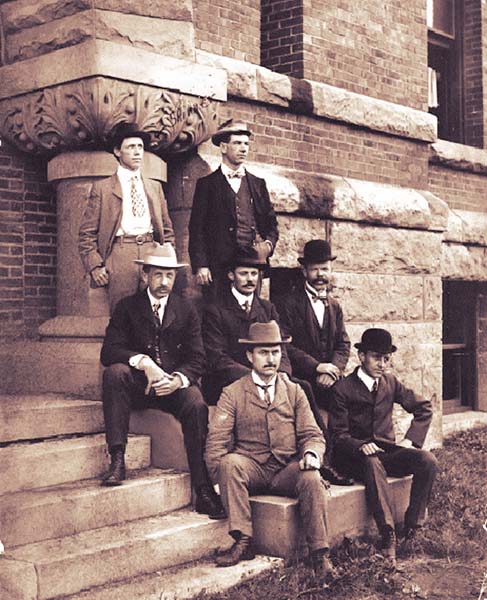 Burton Evans Moore, front row left, with colleagues in the Department of Physics in 1905.