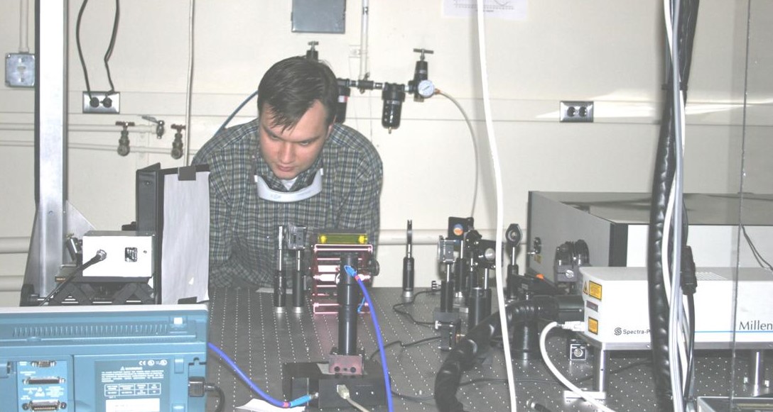 Igor Mariyenko in lab