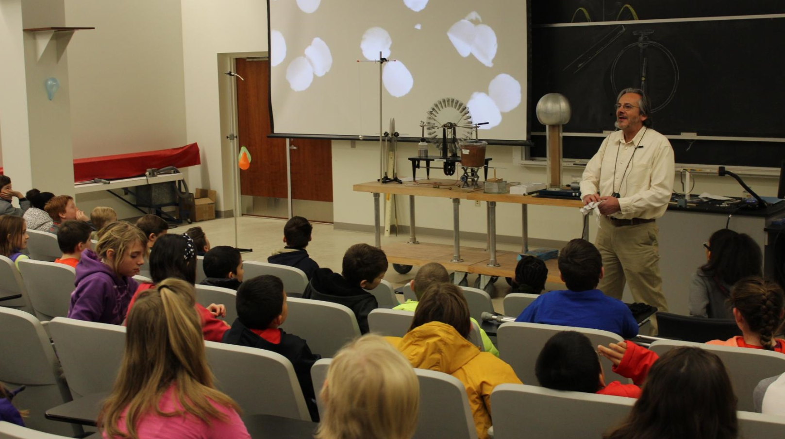 Dan Claes teaching at Saturday Science