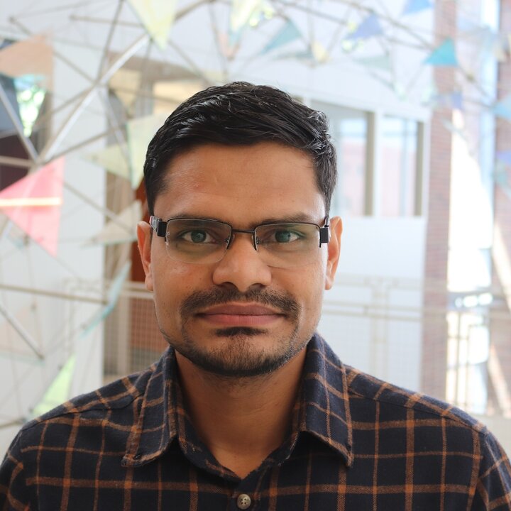 Photo of Rabindra Oliya